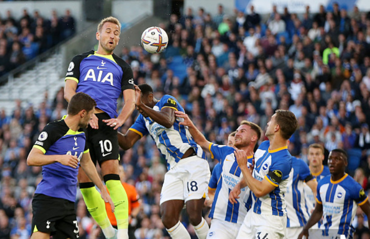 欧冠：巴黎大胜曼联 内马尔建功