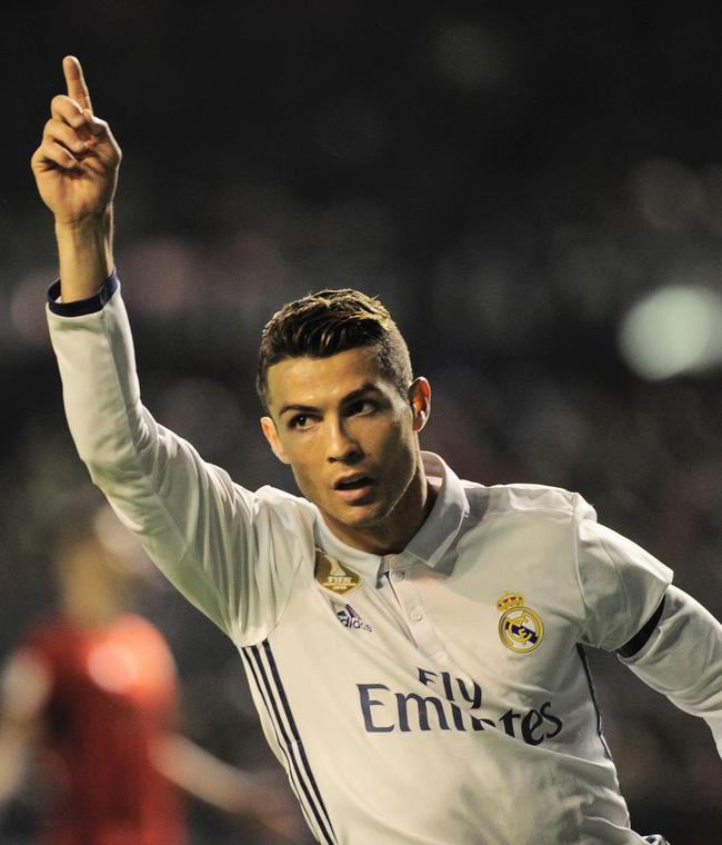 巴萨3比1马竞的第10分钟：球迷再次集体高喊梅西的名字！