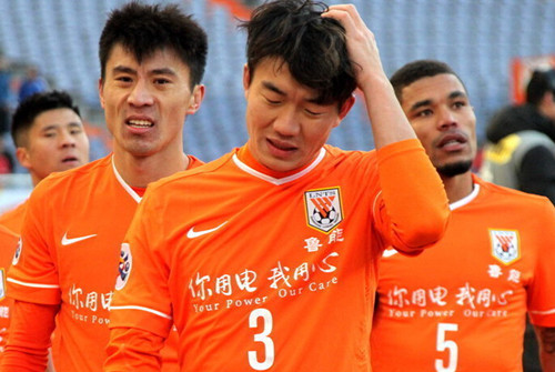 莱昂纳多双响武磊替补助攻 海港3-2战胜玉昆